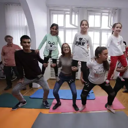 50 деца участваха в публичното представяне на проекта Социален цирк