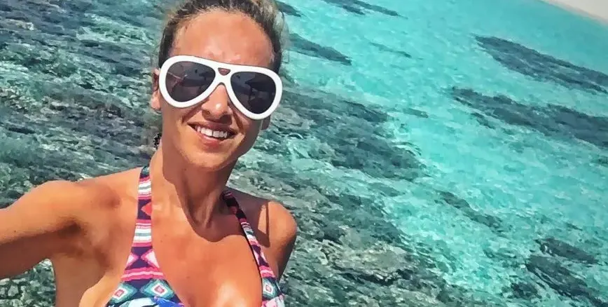 Алекс Раева с тайна сватба на Малдивите за 700 долара