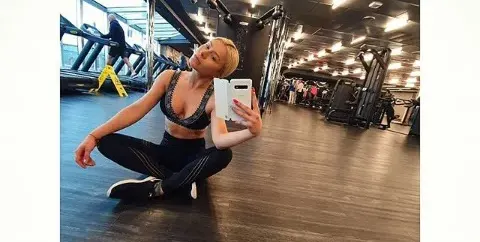 Ася Капчикова обикаля Европа с кораб