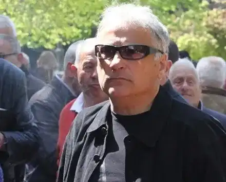 Бащата на Бербо с цайси за 500 кинта