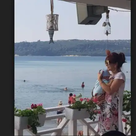 Биляна Петринска роди на 44 (Иска още деца)