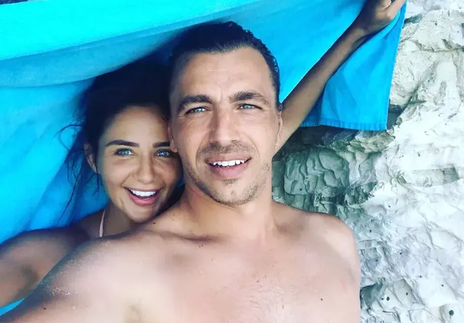 Елен Колева изневерила на гърка с трима