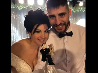 Фолкпевицата Бриана се венча за футболист