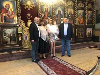 Годжи кръсти щерката навръх Цветница