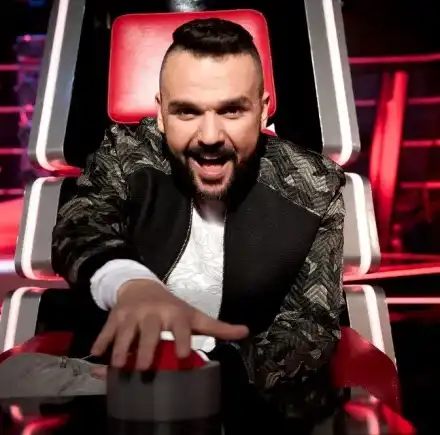 Графа носи змийски зъб