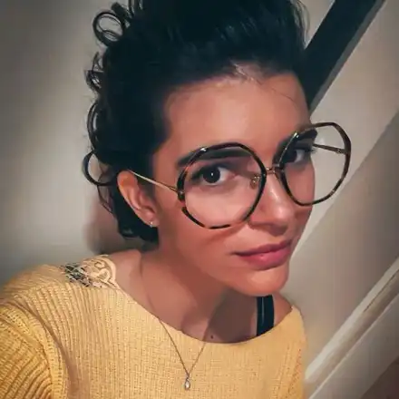 Ива Софиянска стресна с очила