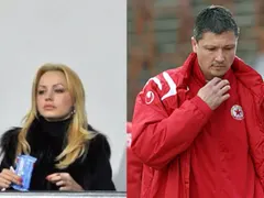 Жената на Любо Пенев гази закона, пуши на стадион