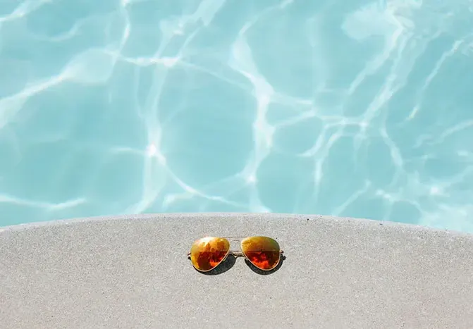 Как Ray-Ban се превърна в най-ценената марка слънчеви очила?
