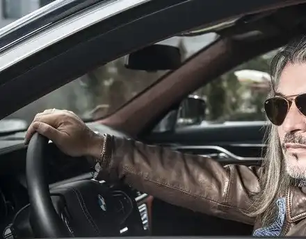 Магърдич Халваджиян спи пред бТВ!