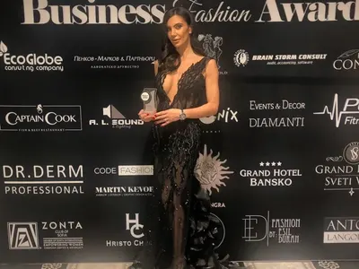 Мисис България Роксана Кирилова получи приза „Business and Fashion Woman“