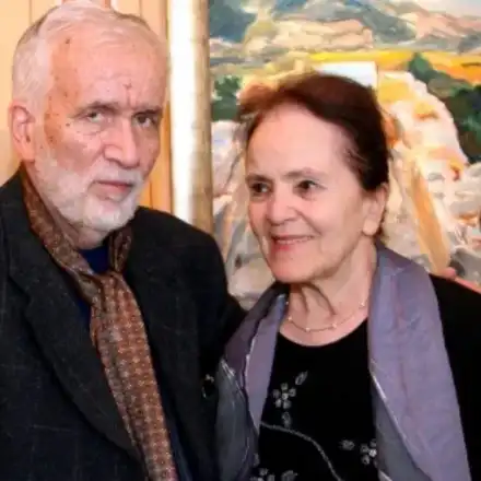 Обраха жената на Левчев! Свиха й 15 картини от мазето, всяка от които се оценява на 3 000 лева