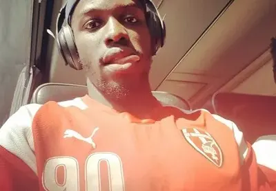 По 100 евро бакшиши оставя звезда на ЦСКА! Али Соу се кефи на мазни кючеци