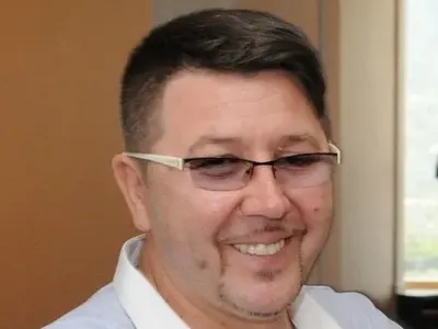 Шеф Петров омая дизайнерка на Шанел