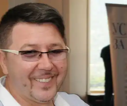 Шеф Петров омая дизайнерка на Шанел