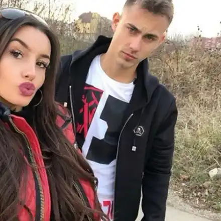 Щерката на Фатик се върна при гаджето