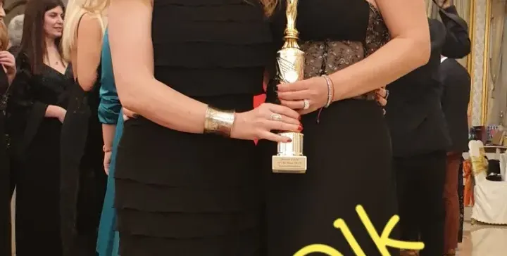 Теодора Давидкова с приз „Мисис дама на годината“ 2019 за Body T@lk