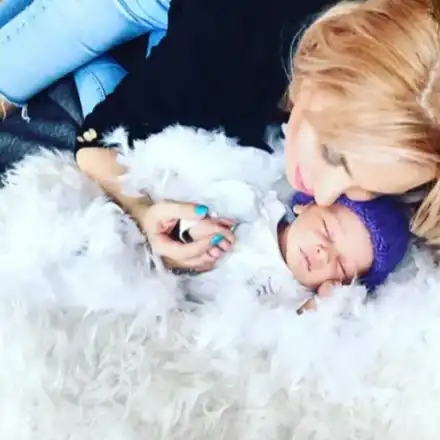 Тоца се прехласна: Синът ми е принц със синя кръв!