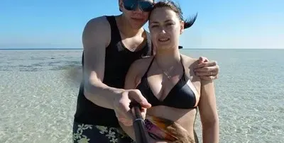 Вратар на ЦСКА води жената за риба