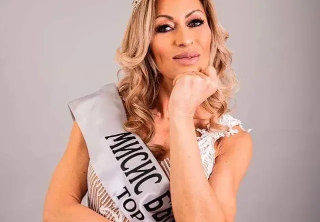 Мисис България София Паскалева предава опита си на млади фризьори