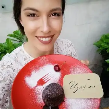 Актриса стана сладкарка