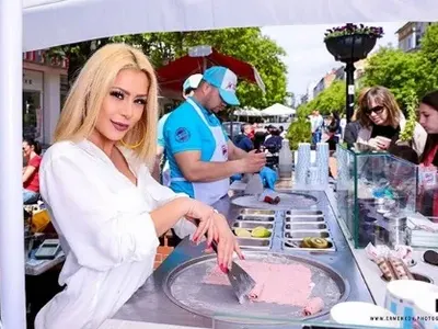 Ася Капчикова учи испански