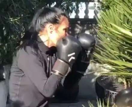 Цеци Красимирова на уроци по бокс