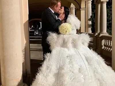 Цеци Красимирова с най-скъпата сватба! Мъжът й се бръкна със 700 000 евро за пищното тържество (Ето кои други сключиха брак по това време)