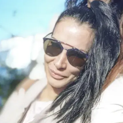 Цеци отпраши към остров Фиджи на меден месец