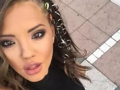 Дара спи 4 часа на нощ