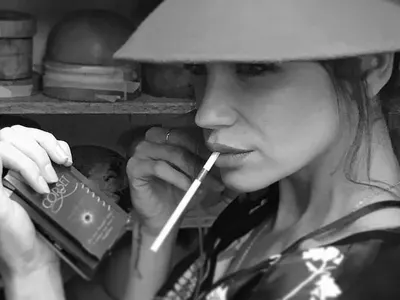 Диляна Попова си търси двойничка