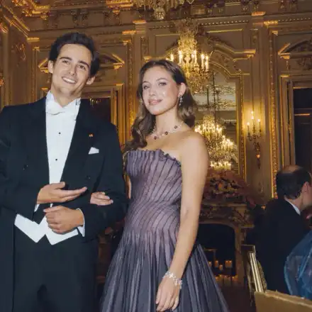 Френска графиня става снаха на Симеон Втори