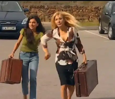 Гала си трови нервите на летището