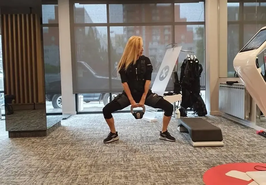 Гала стяга дупето във фитнеса