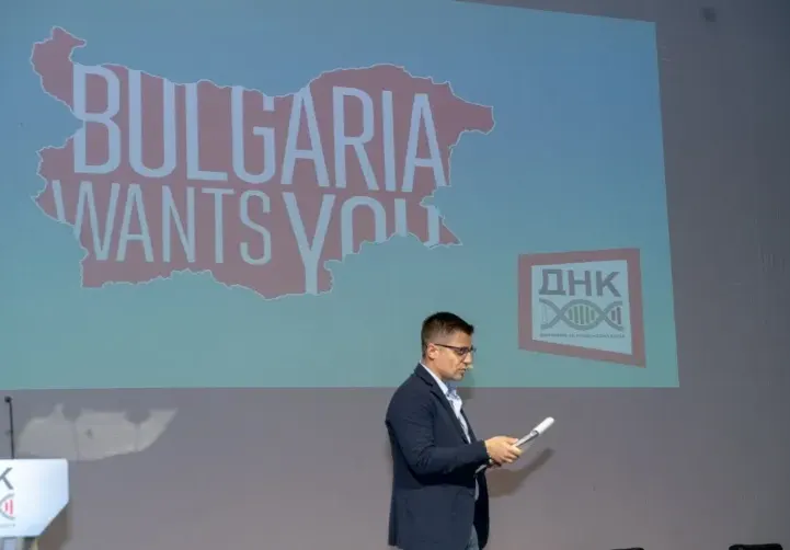 Изненада! Иван и Андрей стават социолози! Ето какъв отговор търсят чрез мащабното си проучване
