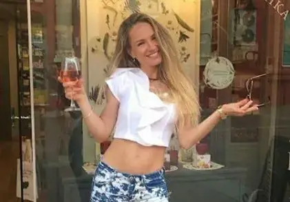 Лора Караджова зачева от новия си