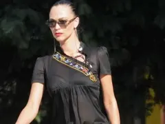 Мая Илиева праща пари на племенничките си всеки месец