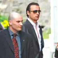 Майката на Бербо шпори БМВ Х6 за 150 бона