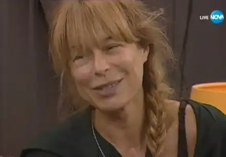 Мира Добрева предпочита да се клепа с кисело мляко вместо филъри и ботокс