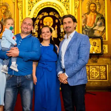 Мисис България Яна Средкова стана кръстница на първото бебе заченато по програмата „Искам бебе“