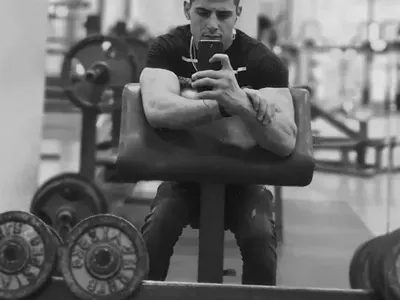 Мотивиращо! Инвалид стана херкулес, макар че лекарите му казвали, че няма да проходи