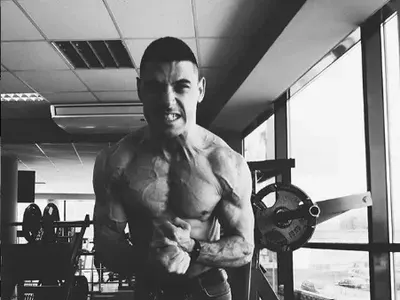 Мотивиращо! Инвалид стана херкулес, макар че лекарите му казвали, че няма да проходи