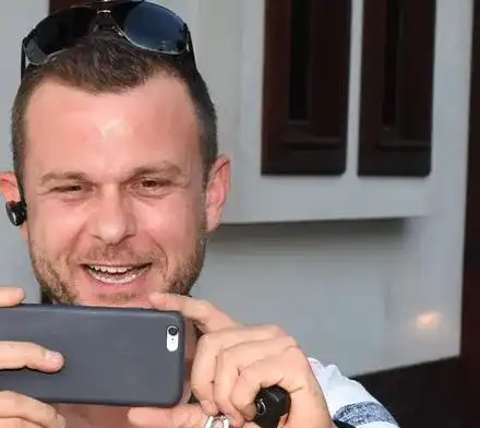 Ненчо Балабанов въртял търговия с поправени телефони