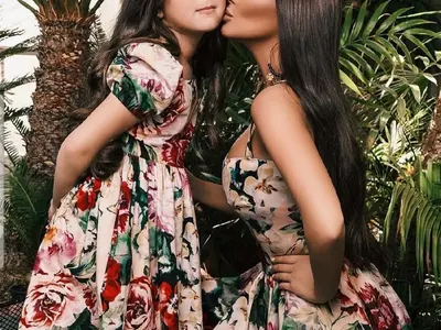 Николета тръгва на лекции