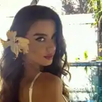 Сестрата на Саня Борисова милионерка в Дубай (Ирена направила пари от Инстаграм)