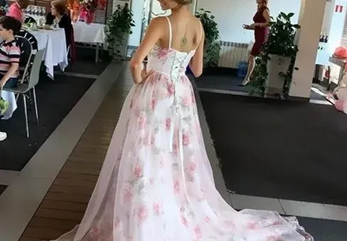 Щерката на Духовникова завърши 12 клас