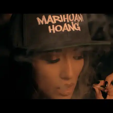 Скандален клип на Ани Хоанг взривява чалгата (Първи кадри без цензура ТУК)