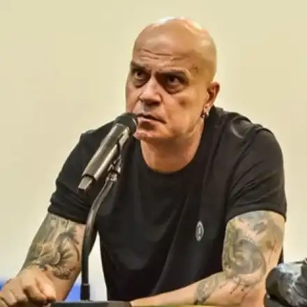 Слави Трифонов изненада Би Ти Ви за втори път! Те не очаквали, че няма да поднови договора на шоуто си! +Дългия влиза в политиката