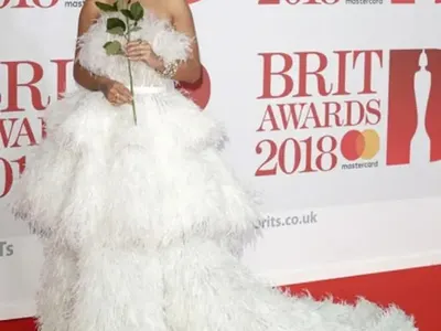 Световно признание! Роклята на топ дизайнерката Евгения Борисова за сватбата на Цеци Красимирова предизвика световен фурор! (Снимки)