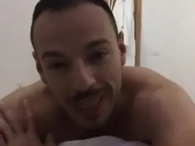 Тайландка очарова Даниел и Алекс Петканови