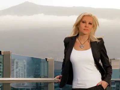 Телефон изяде главата на Валя Войкова